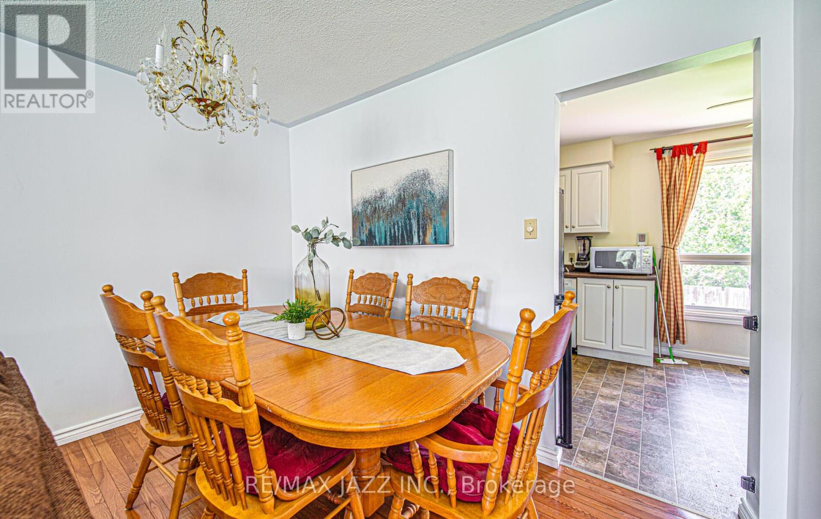 40 Glen Watford Road, Cobourg, Ontario  K9A 4S5 - Photo 5 - X12143887