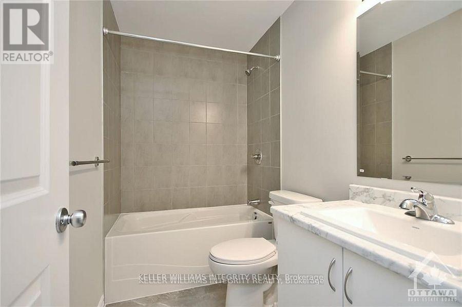 158 Bandelier Way, Ottawa, Ontario  K2S 2J6 - Photo 16 - X12140110