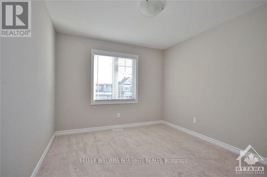 158 Bandelier Way, Ottawa, Ontario  K2S 2J6 - Photo 17 - X12140110