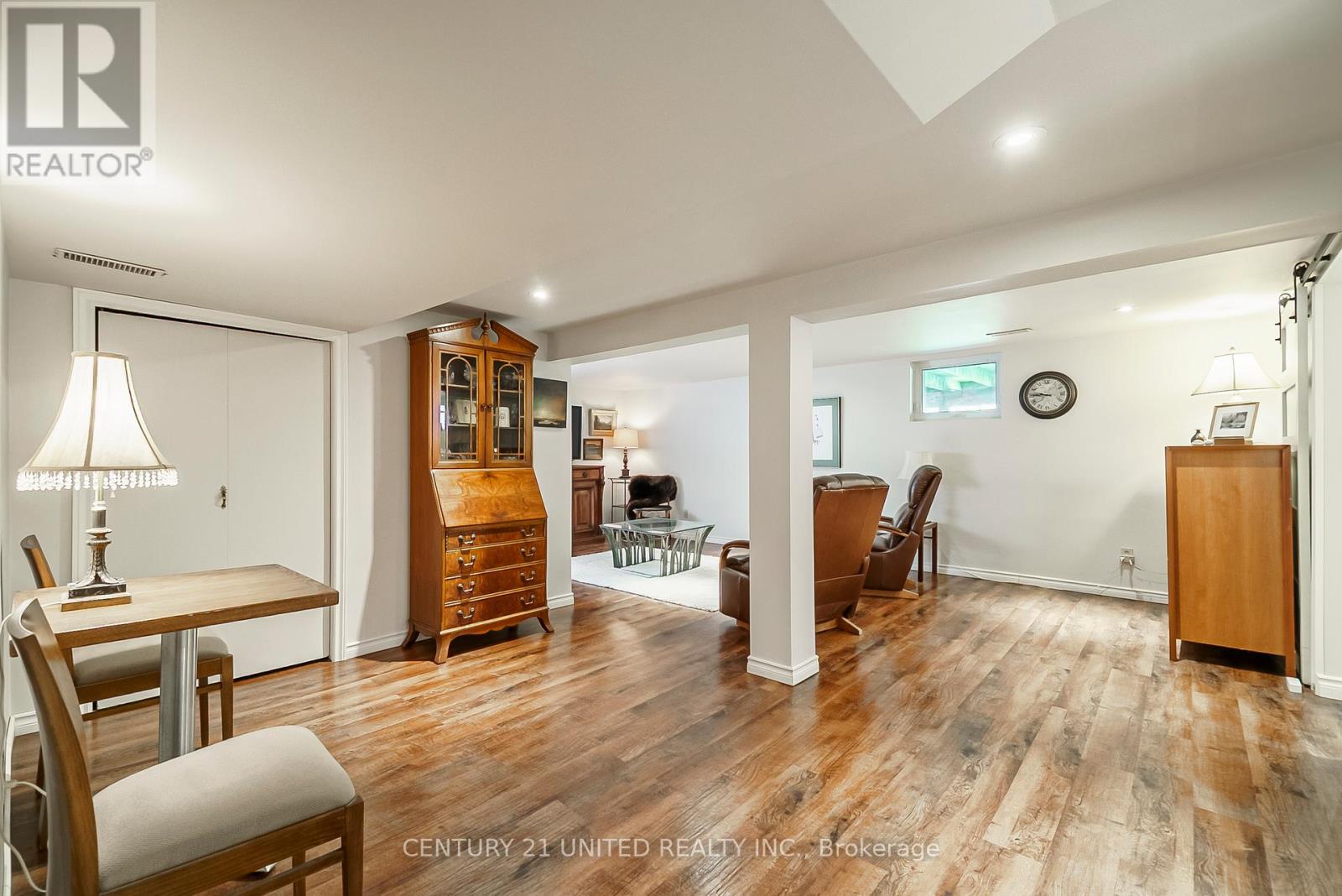 902 Valleyview Drive, Peterborough West, Ontario  K9J 6R1 - Photo 23 - X12143895