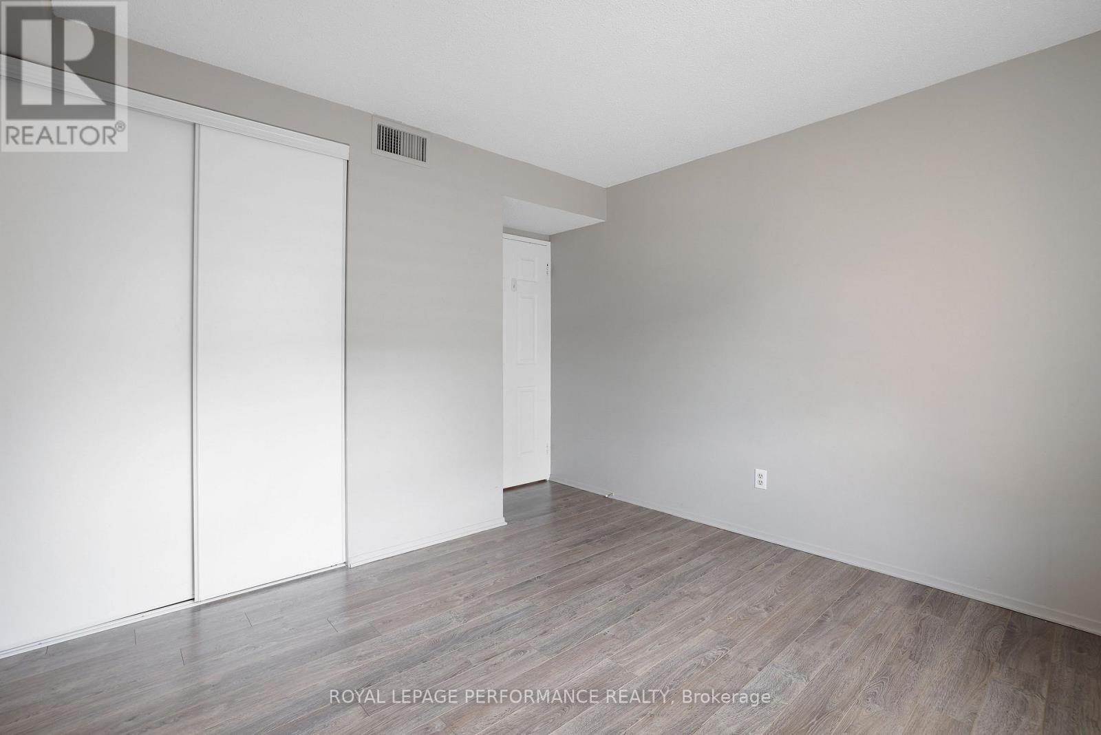 1701 - 470 Laurier Avenue W, Ottawa, Ontario  K1R 7W9 - Photo 16 - X12143842