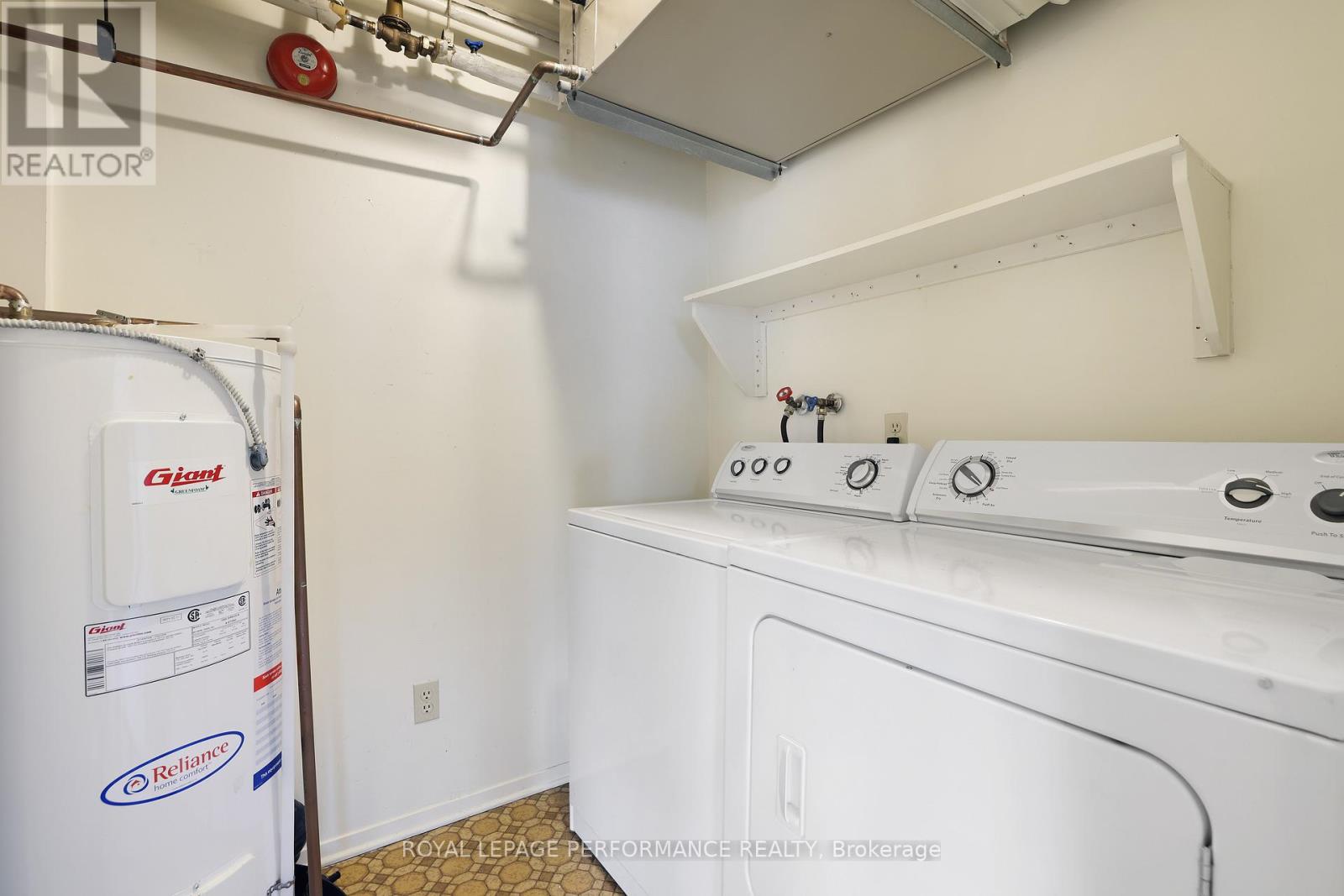 1701 - 470 Laurier Avenue W, Ottawa, Ontario  K1R 7W9 - Photo 23 - X12143842