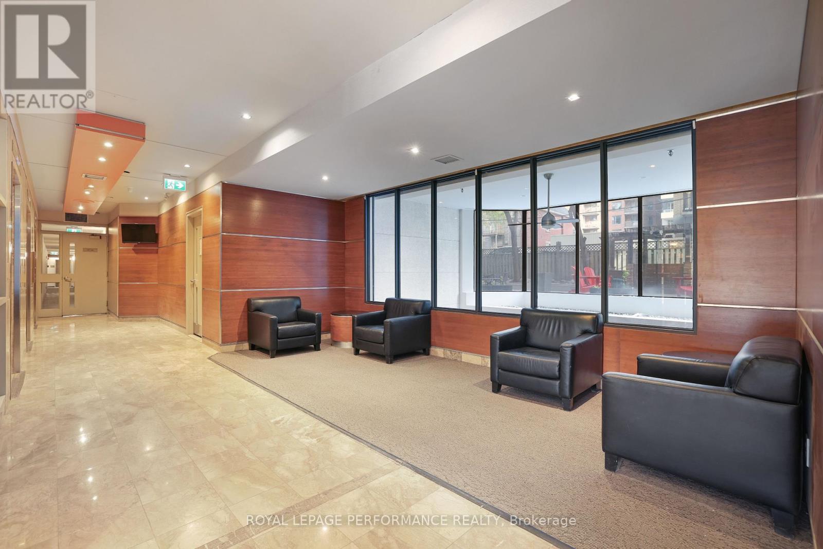 1701 - 470 Laurier Avenue W, Ottawa, Ontario  K1R 7W9 - Photo 4 - X12143842