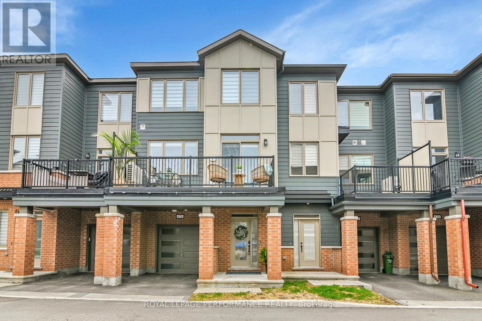 Property at 674 MAKWA PRIVATE image 1