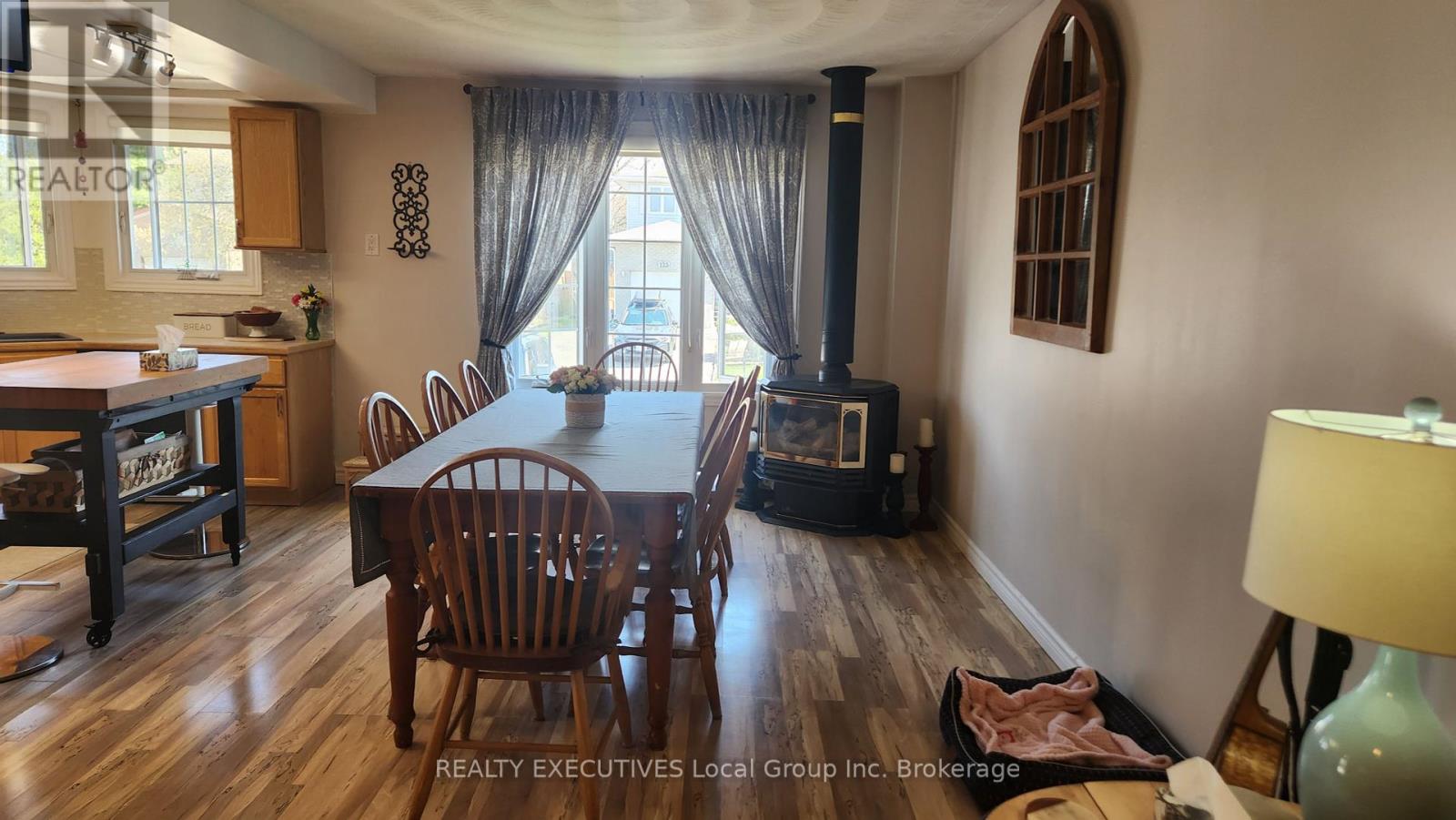 Property at 124 TURNER DRIVE image 5