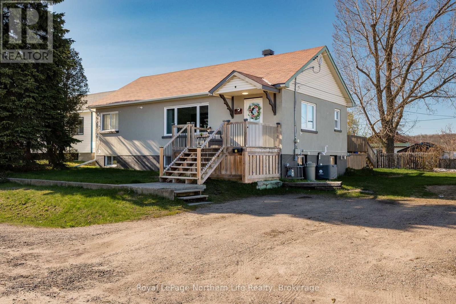 Property at 124 VINCENT AVENUE image 1