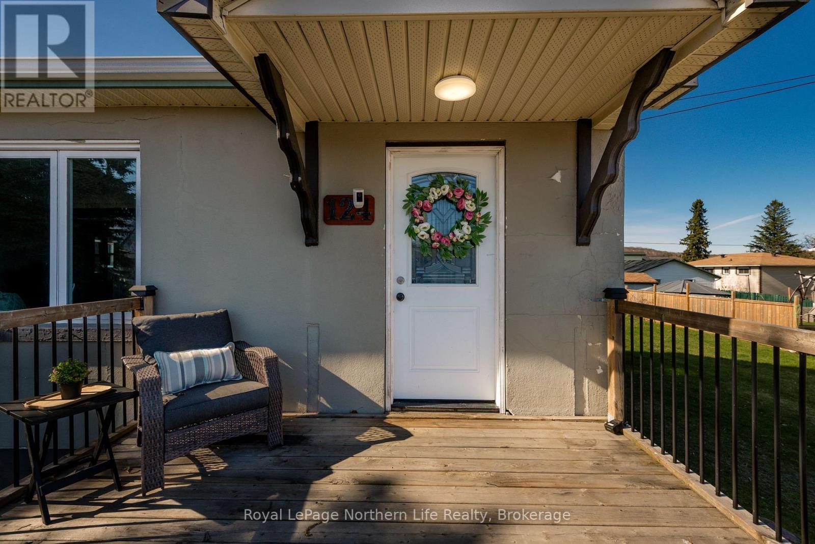 Property at 124 VINCENT AVENUE image 4