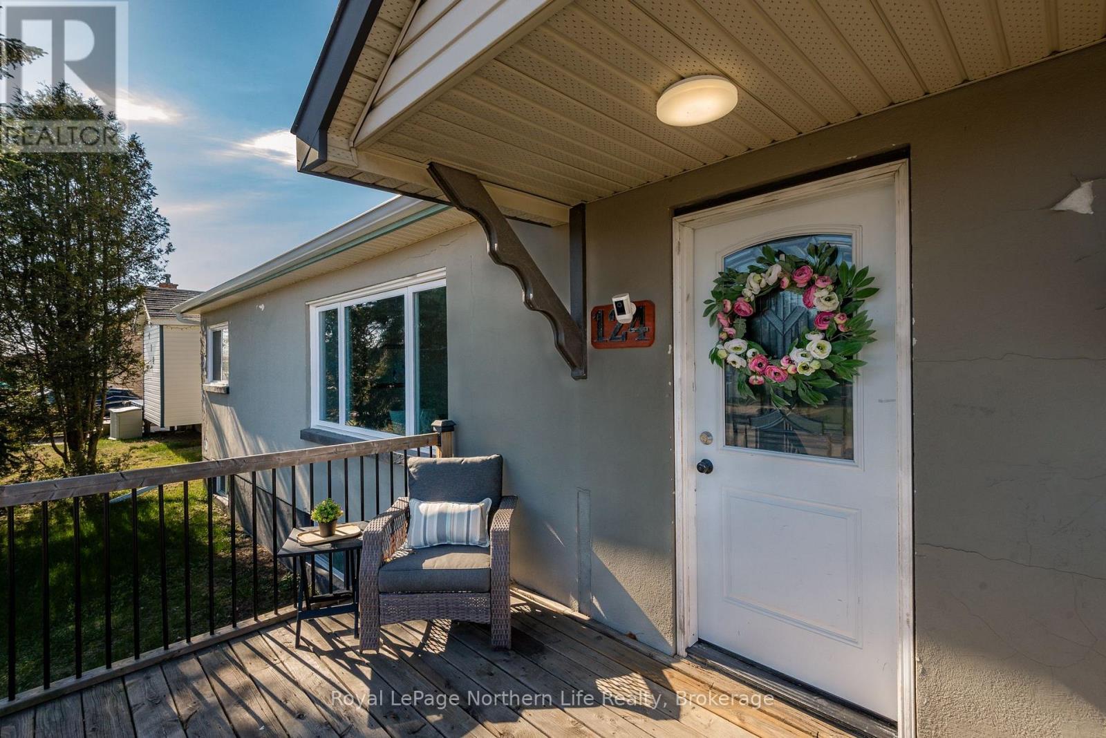 Property at 124 VINCENT AVENUE image 5