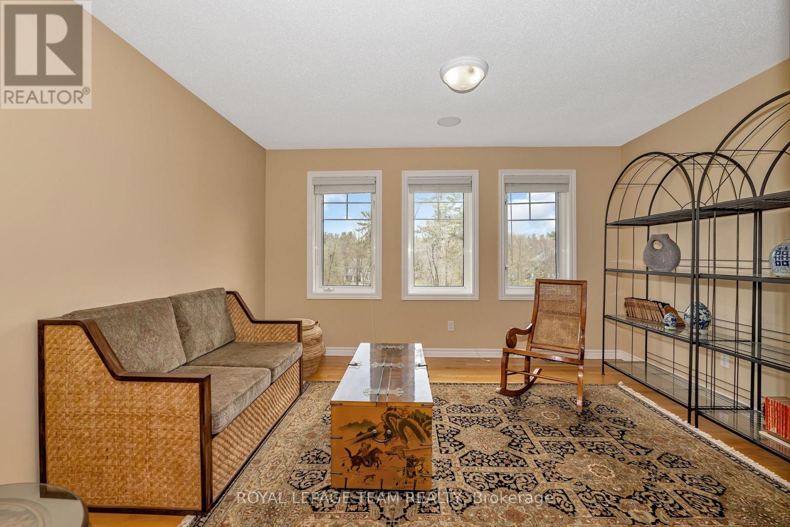 38 Roycroft Way, Ottawa, Ontario  K2W 1C7 - Photo 32 - X12134988