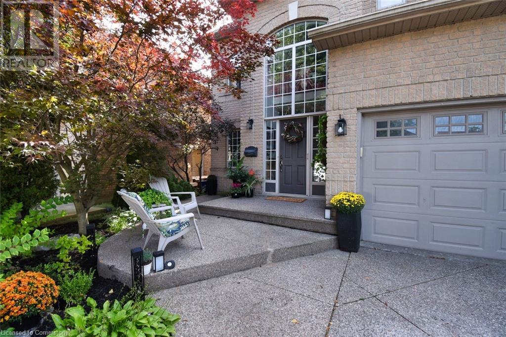 47 Surrey Drive, Ancaster, Ontario  L9K 1L9 - Photo 3 - 40708346
