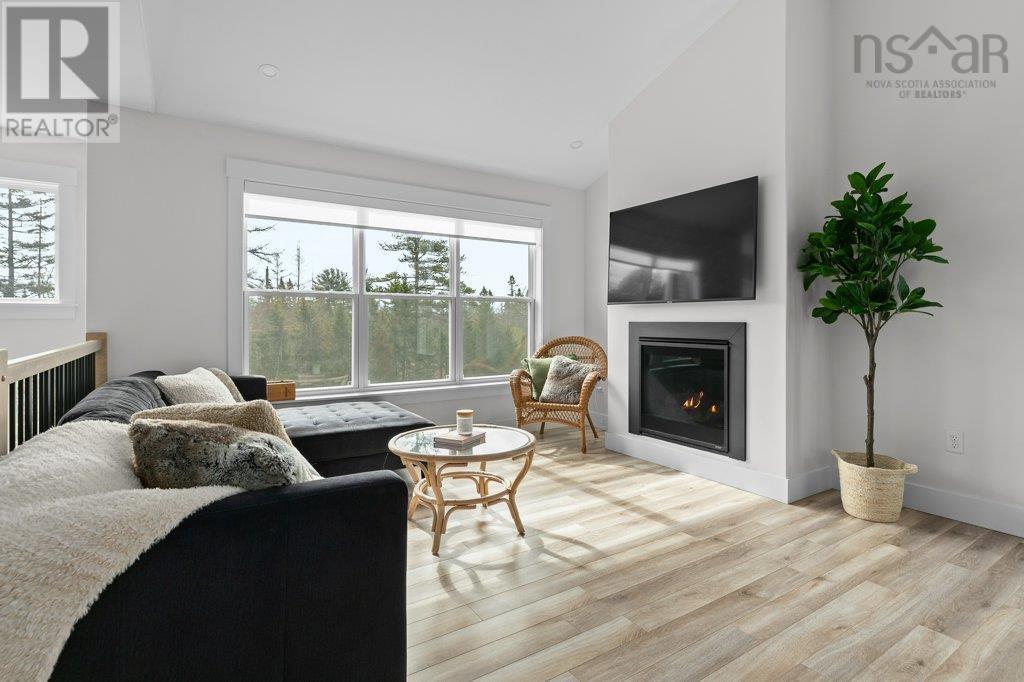 Property at 47 Turtlehead Lane image 5