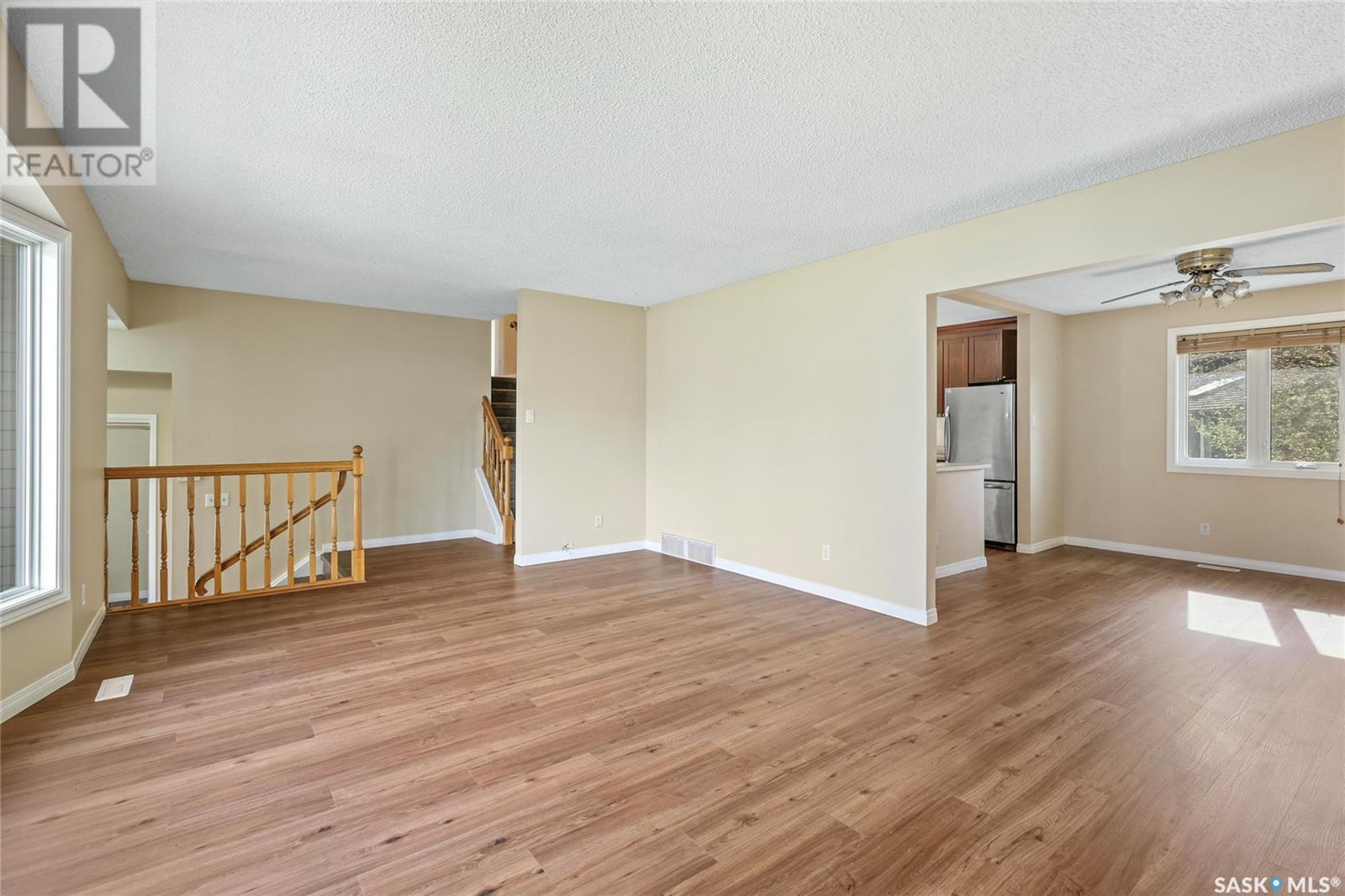 Property at 4746 MCTAVISH STREET image 5