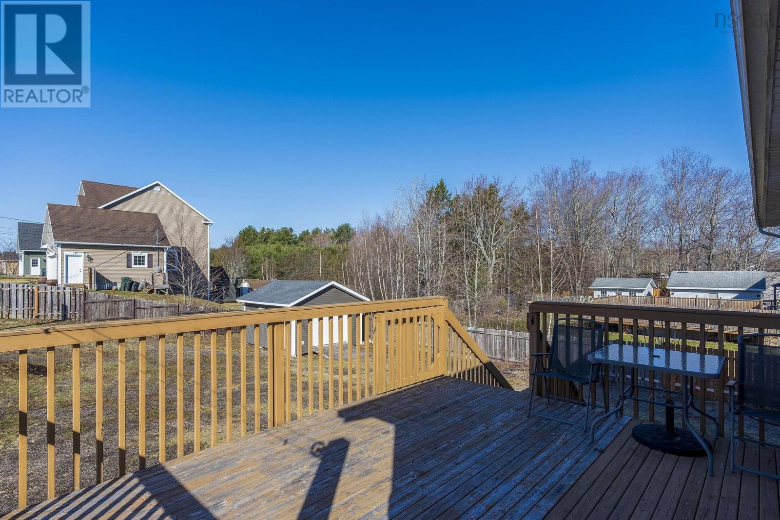Property at 147 Rivercrest Lane image 5