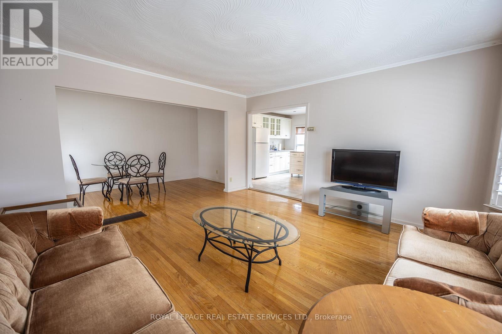 Property at 1361 KENMUIR AVENUE image 4