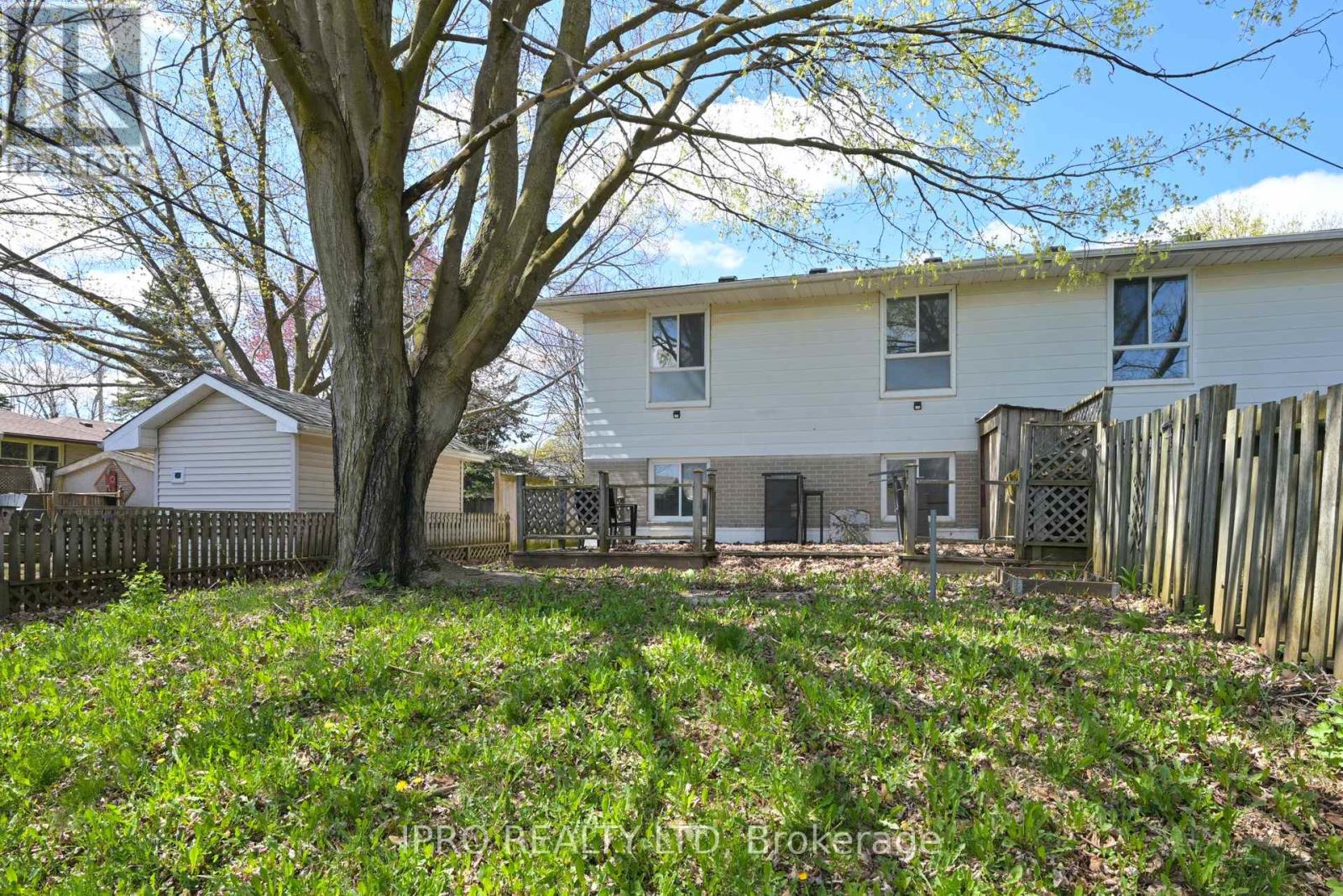 17 Shirley Street E, Orangeville, Ontario  L9W 2T3 - Photo 23 - W12131459