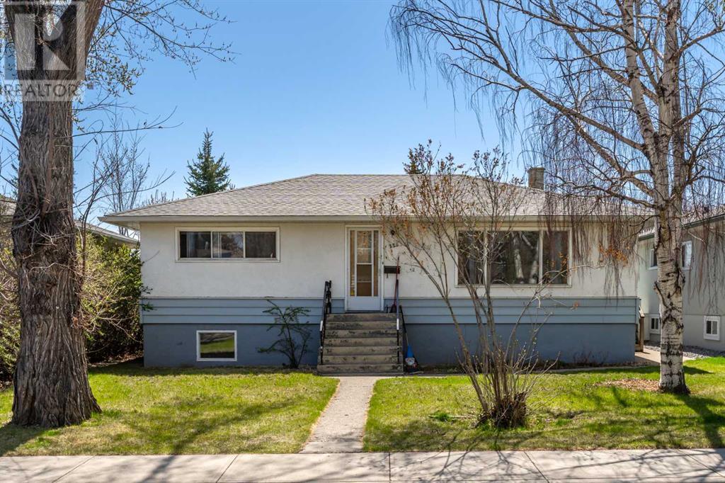 Property at 223 41 Avenue NW image 1