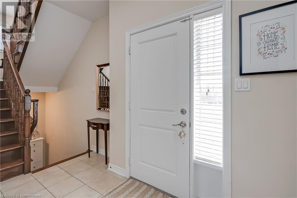 45 Seabreeze Crescent Unit# 19, Stoney Creek, Ontario  L8E 5C8 - Photo 3 - 40727962