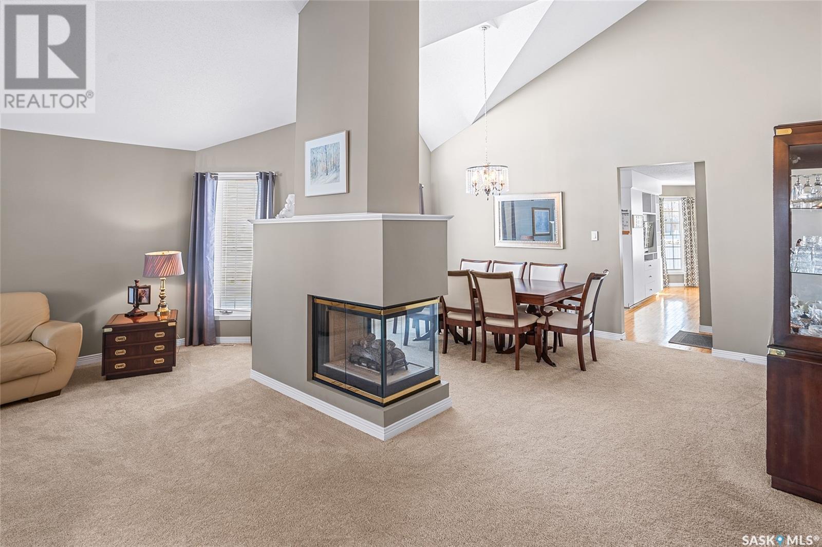 Property at 14 107 Rever ROAD image 3