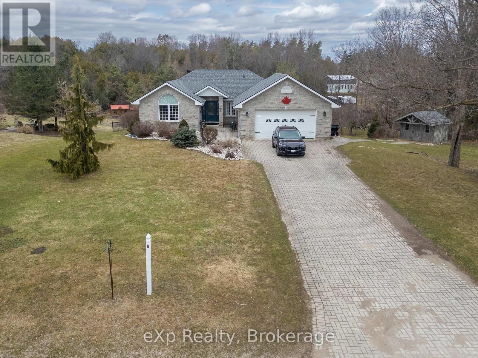 822813 Sideroad 1, Chatsworth, Ontario  N0H 1G0 - Photo 3 - X12066625