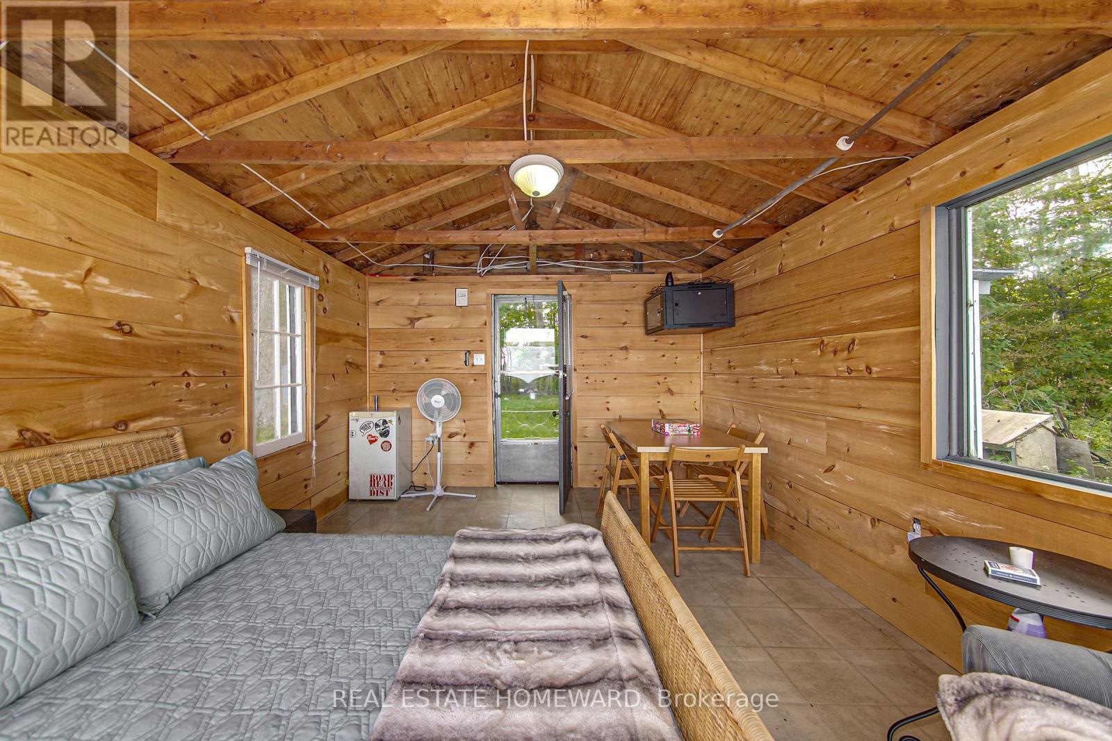 1046 Bea Dale Lane N, Gravenhurst, Ontario  P0E 1N0 - Photo 23 - X12140701