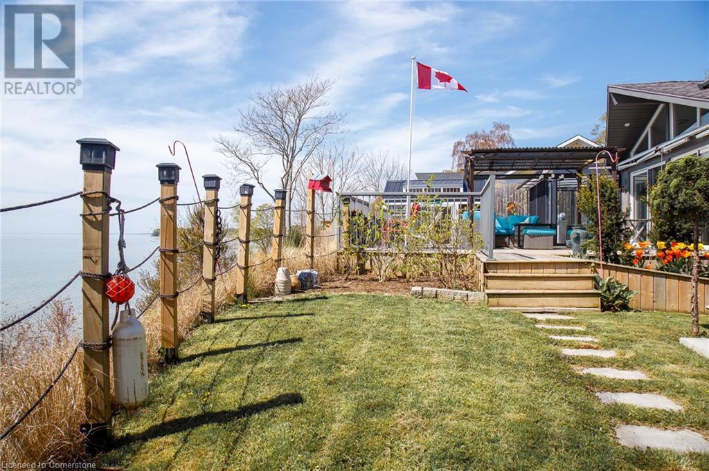 2023 Maple Boulevard, Port Dover, Ontario  N0A 1N2 - Photo 39 - 40714369