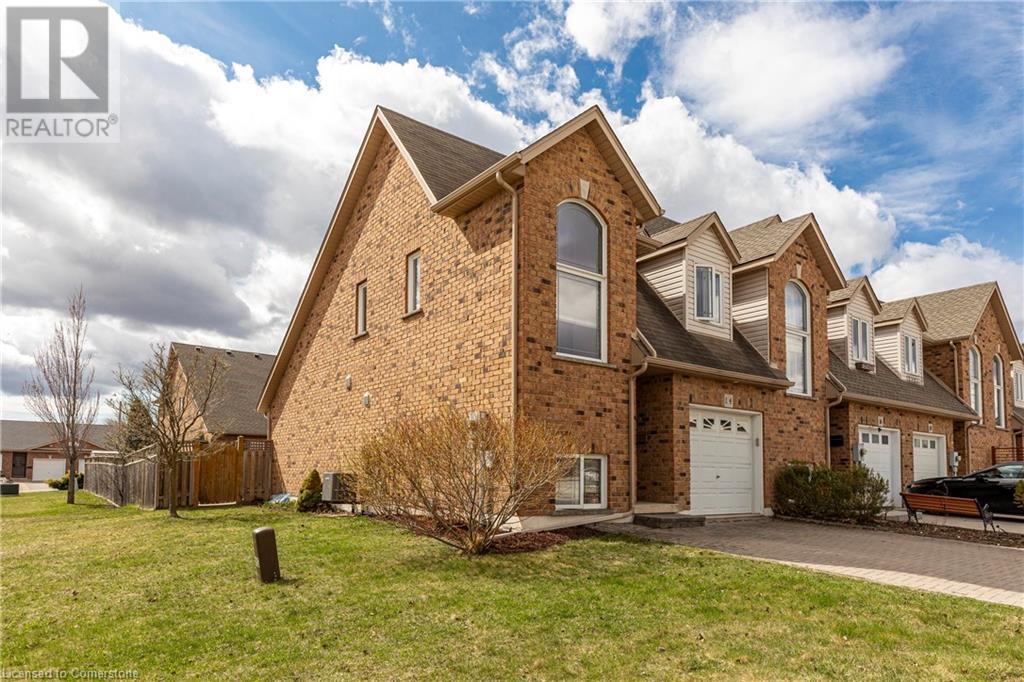 14 Marshall Lane, St. Catharines, Ontario  L2P 2G4 - Photo 2 - 40727203