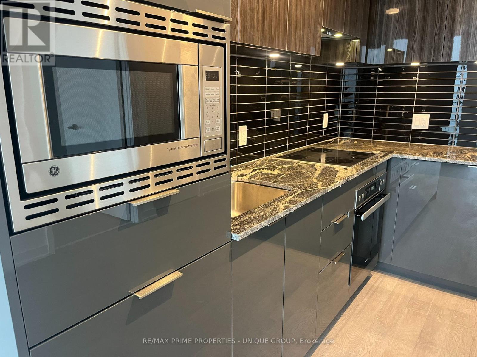 Property at 3103 - 50 O'NEILL ROAD image 4