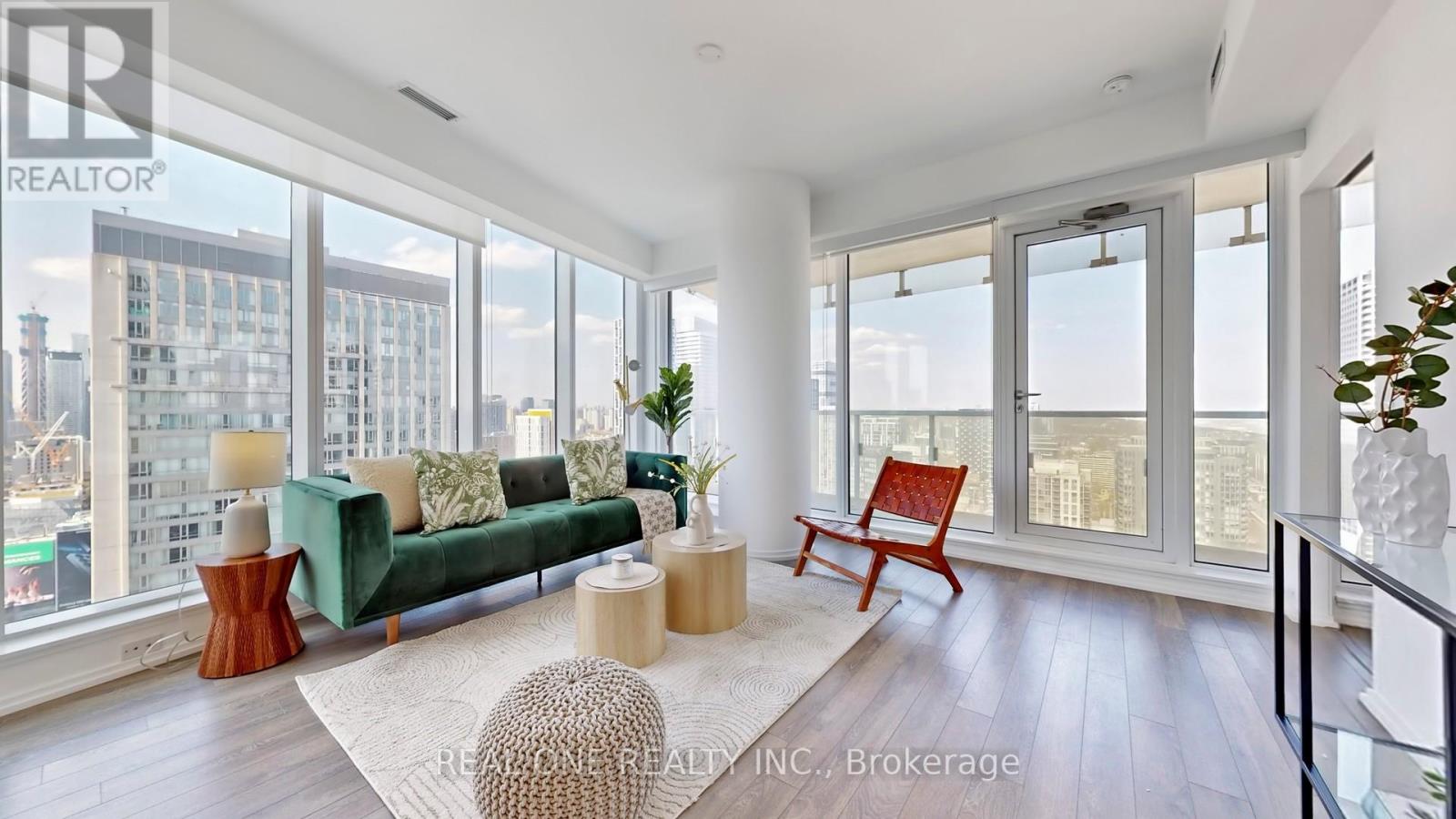 3202 - 197 Yonge Street, Toronto, Ontario  M5B 0C1 - Photo 12 - C12143780