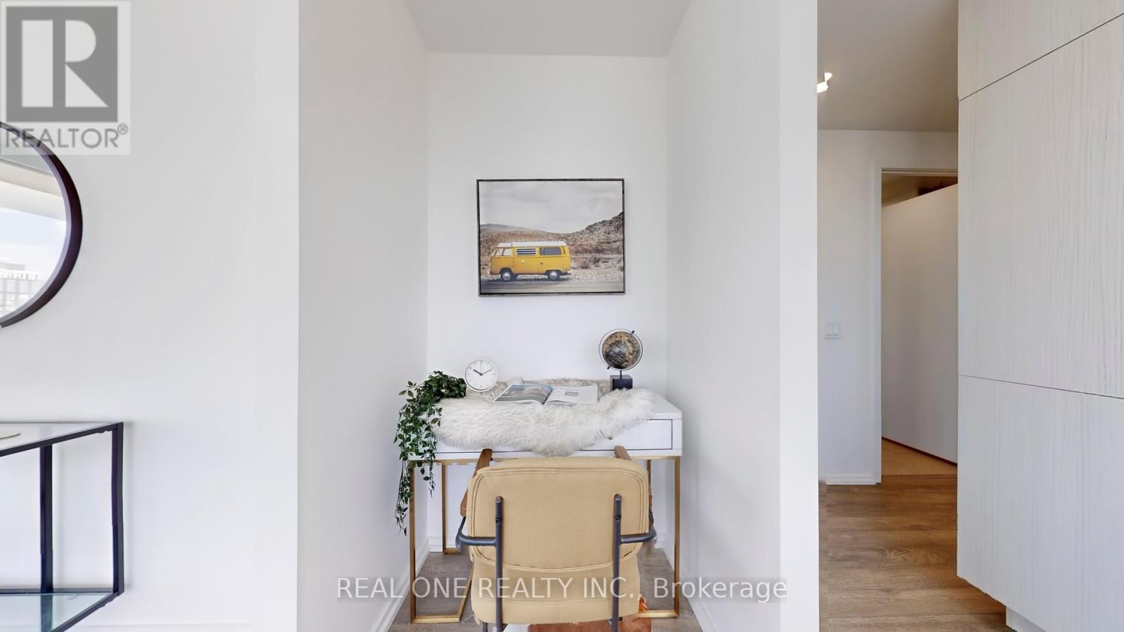 3202 - 197 Yonge Street, Toronto, Ontario  M5B 0C1 - Photo 26 - C12143780