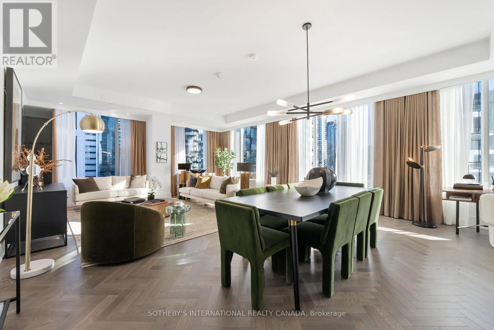 1105 - 455 Wellington Street W, Toronto (Waterfront Communities), Ontario  M5V 0V8 - Photo 13 - C12143870