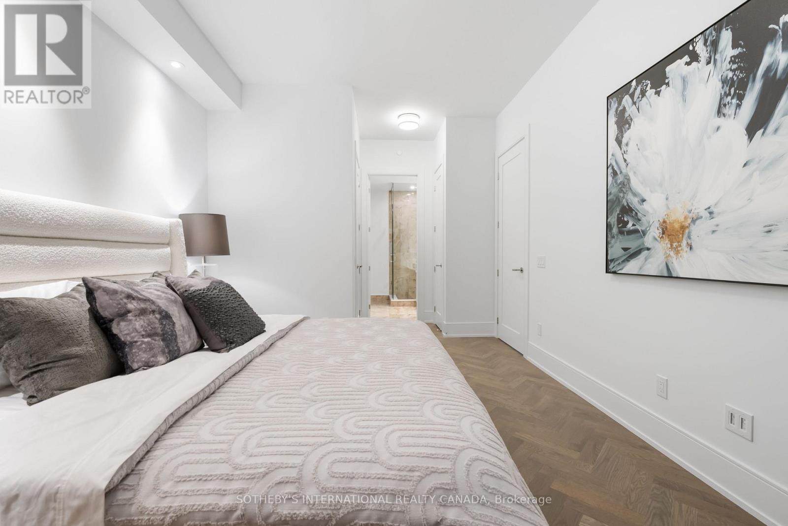 1105 - 455 Wellington Street W, Toronto (Waterfront Communities), Ontario  M5V 0V8 - Photo 21 - C12143870
