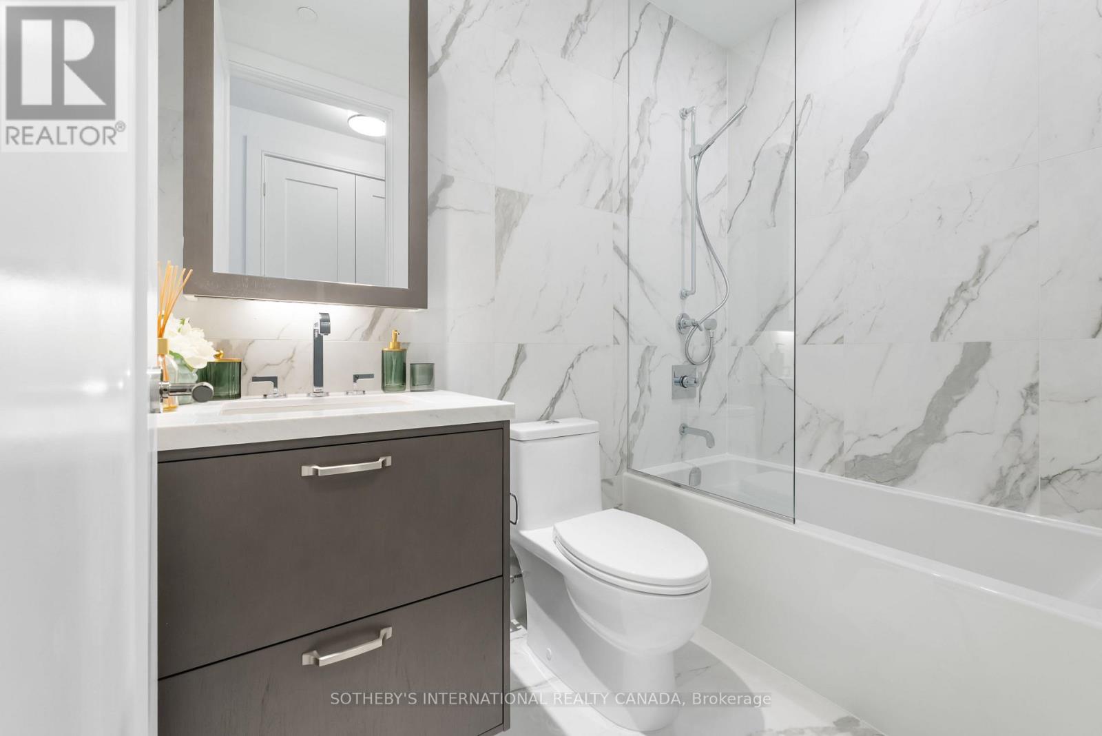 1105 - 455 Wellington Street W, Toronto (Waterfront Communities), Ontario  M5V 0V8 - Photo 28 - C12143870