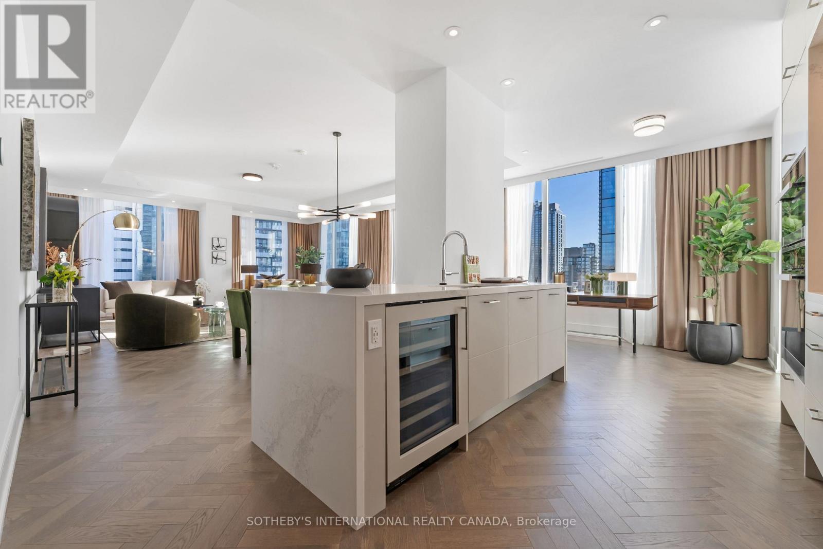 1105 - 455 Wellington Street W, Toronto (Waterfront Communities), Ontario  M5V 0V8 - Photo 4 - C12143870