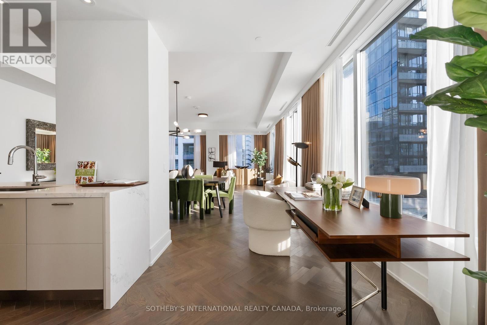 1105 - 455 Wellington Street W, Toronto (Waterfront Communities), Ontario  M5V 0V8 - Photo 7 - C12143870