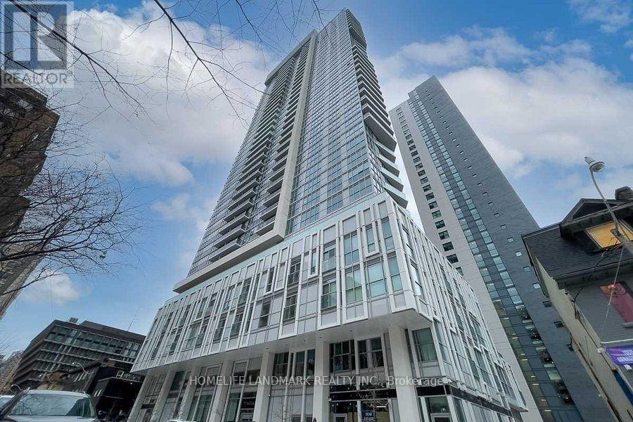 2104 - 77 MUTUAL STREET, Toronto, Ontario