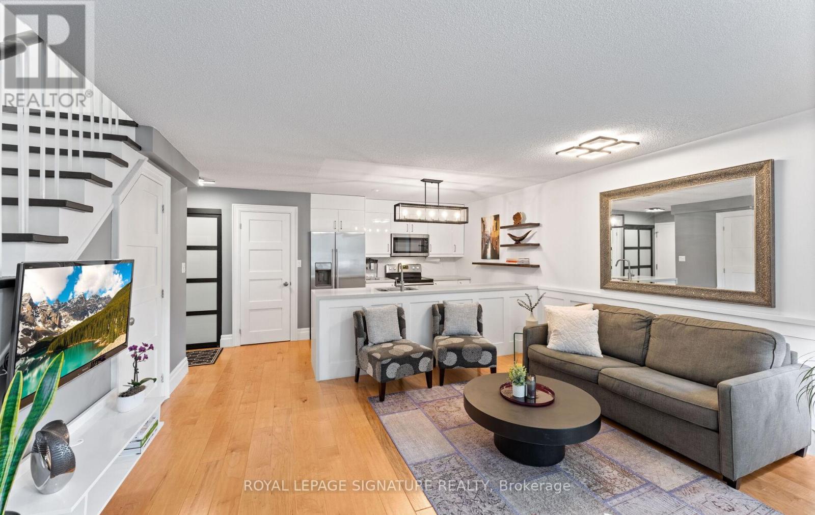 230 - 139 Merton Street, Toronto, Ontario  M4S 3G7 - Photo 9 - C12143893
