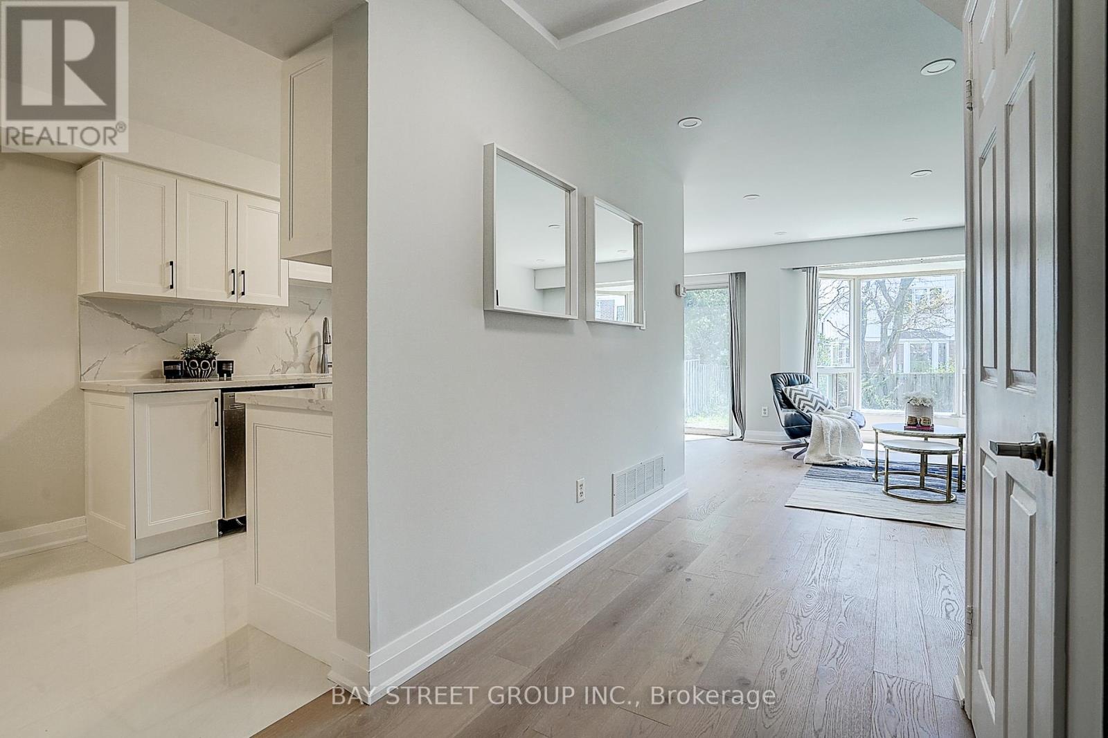 35 Belinda Square, Toronto, Ontario  M1W 3M1 - Photo 6 - E12143767