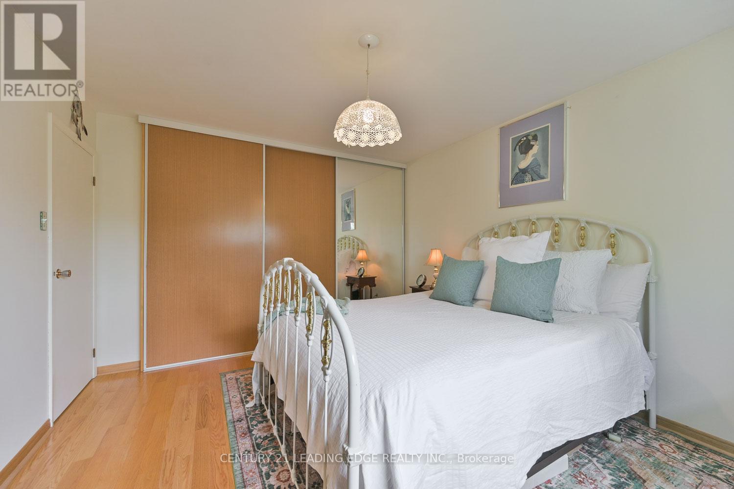 784 Batory Avenue, Pickering, Ontario  L1W 2W3 - Photo 16 - E12143914