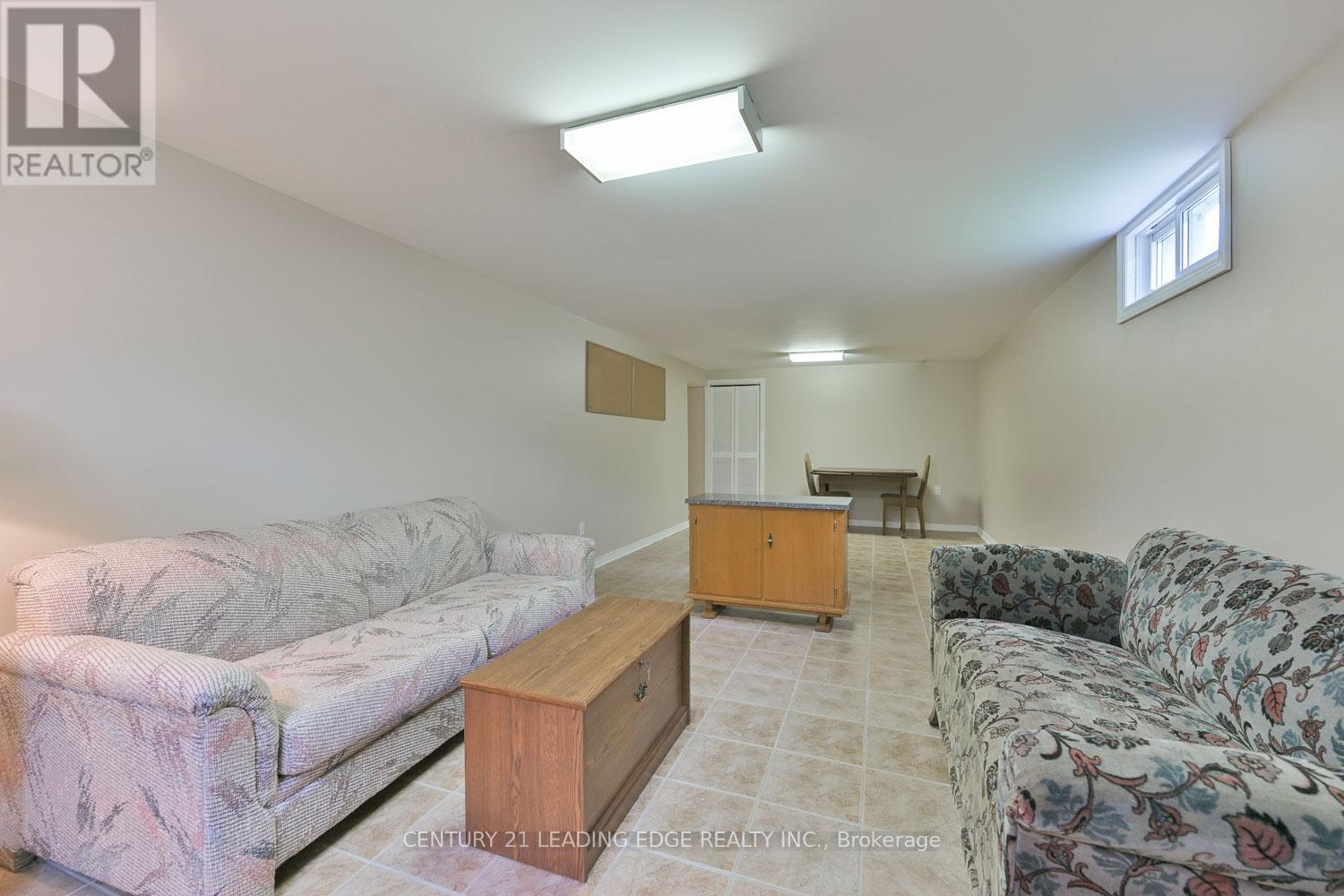 784 Batory Avenue, Pickering, Ontario  L1W 2W3 - Photo 26 - E12143914