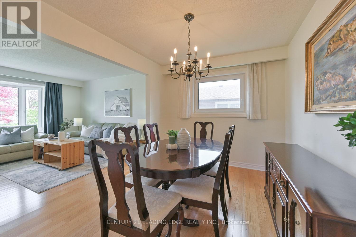 784 Batory Avenue, Pickering, Ontario  L1W 2W3 - Photo 9 - E12143914