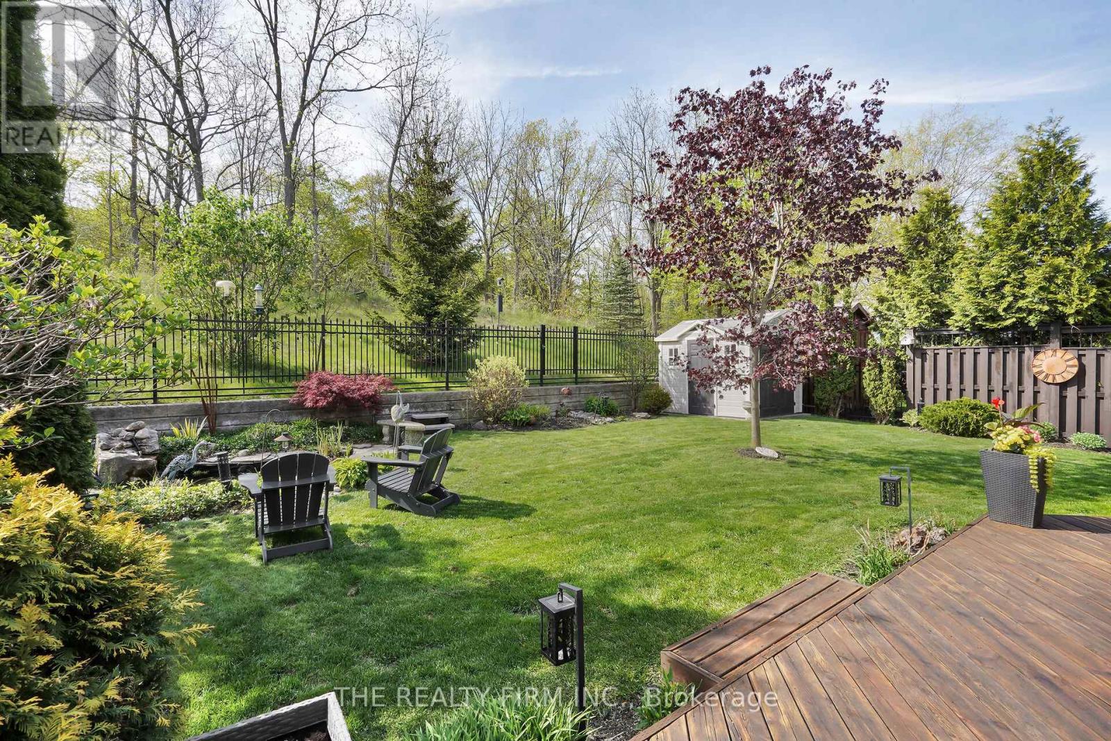 867 Thistleridge Crescent, London South (South L), Ontario  N6K 0B5 - Photo 40 - X12143963
