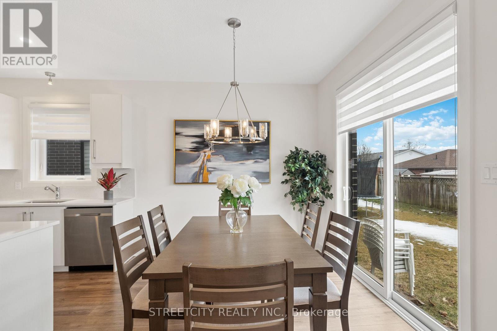 8 Welch Court, St. Thomas, Ontario  N5R 0M1 - Photo 16 - X12143977