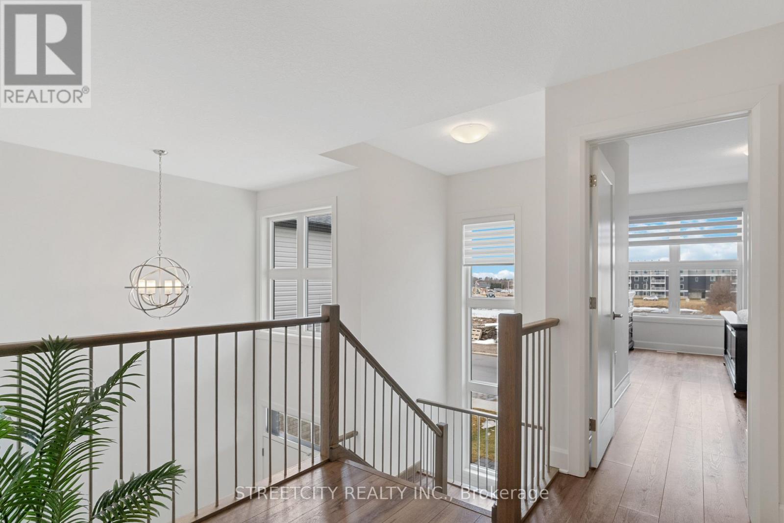 8 Welch Court, St. Thomas, Ontario  N5R 0M1 - Photo 19 - X12143977