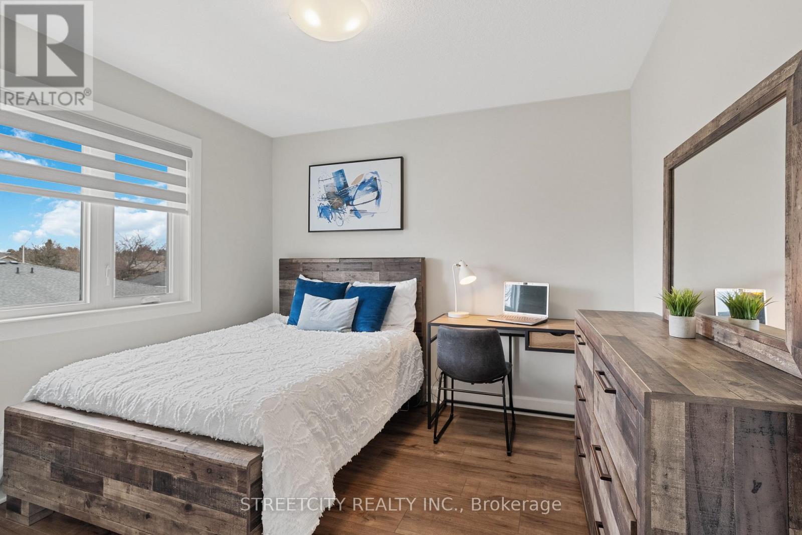8 Welch Court, St. Thomas, Ontario  N5R 0M1 - Photo 28 - X12143977