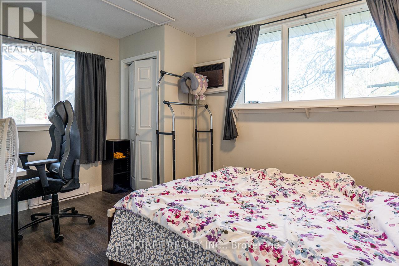 2 Ruskin Court, London North, Ontario  N6G 1S8 - Photo 29 - X12144024