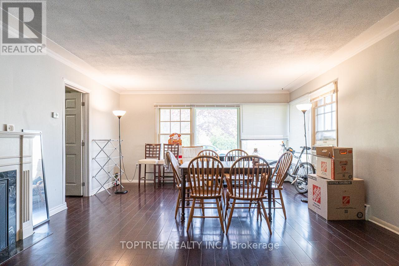 2 Ruskin Court, London North, Ontario  N6G 1S8 - Photo 4 - X12144024