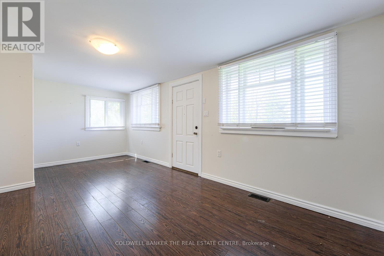 Property at 721 9TH LINE E image 3