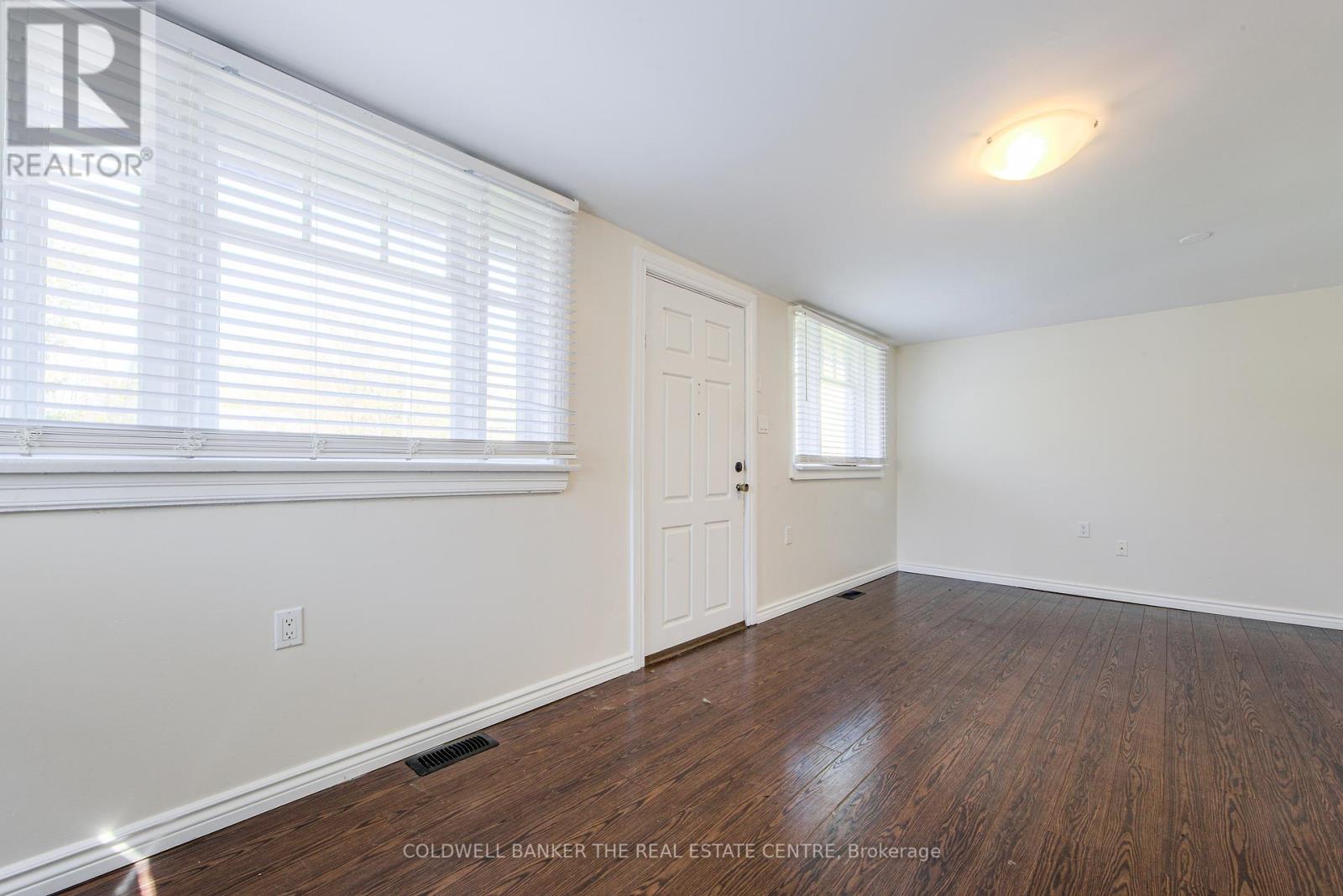 Property at 721 9TH LINE E image 5