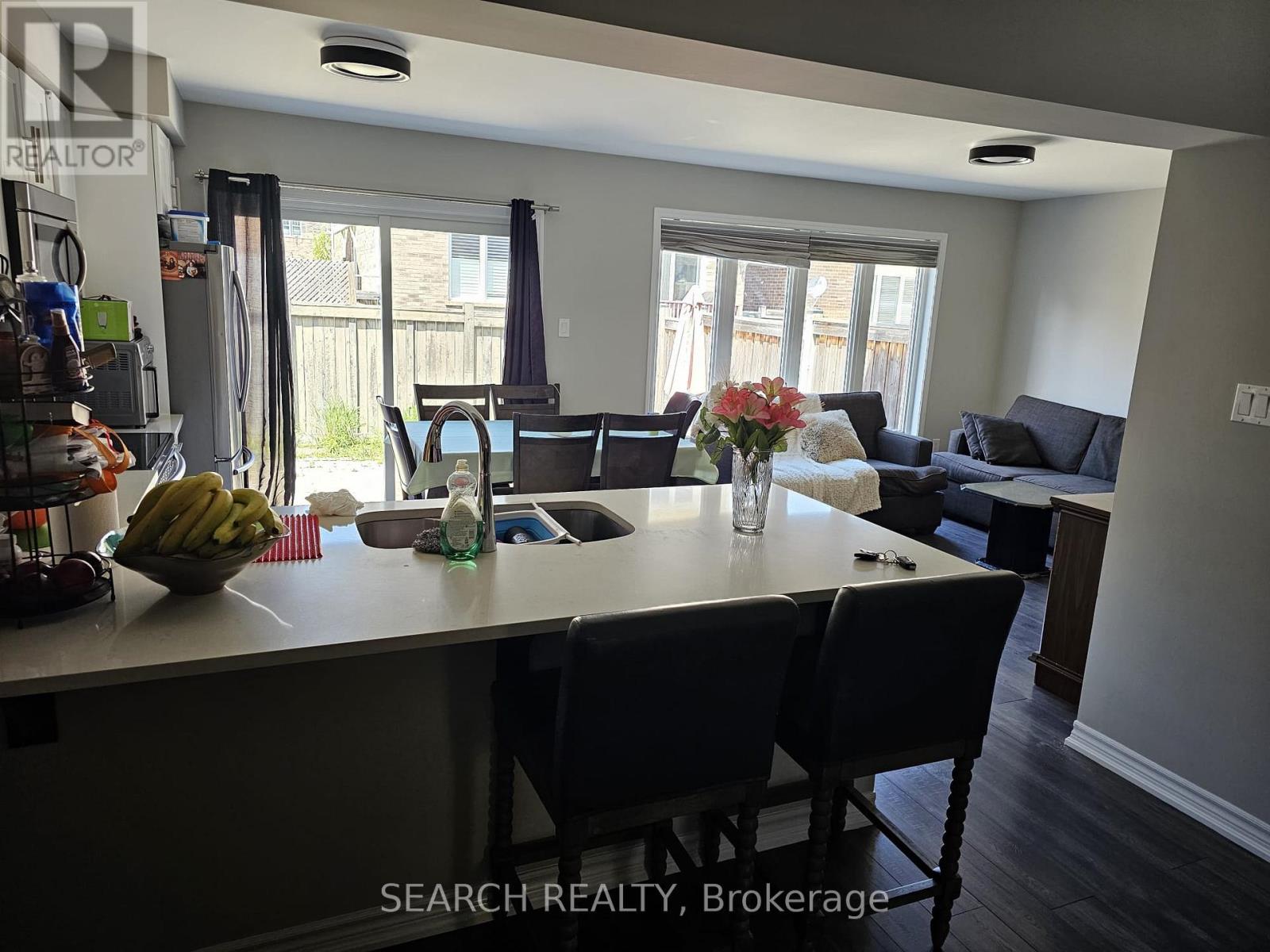 382 Cavanagh Lane, Milton, Ontario  L9T 8J9 - Photo 7 - W12141538