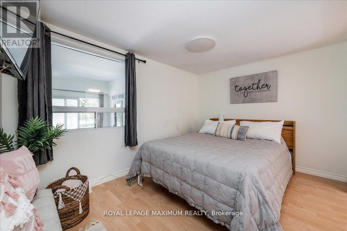 749 River Road E, Wasaga Beach, Ontario  L9Z 2M4 - Photo 10 - S12143871